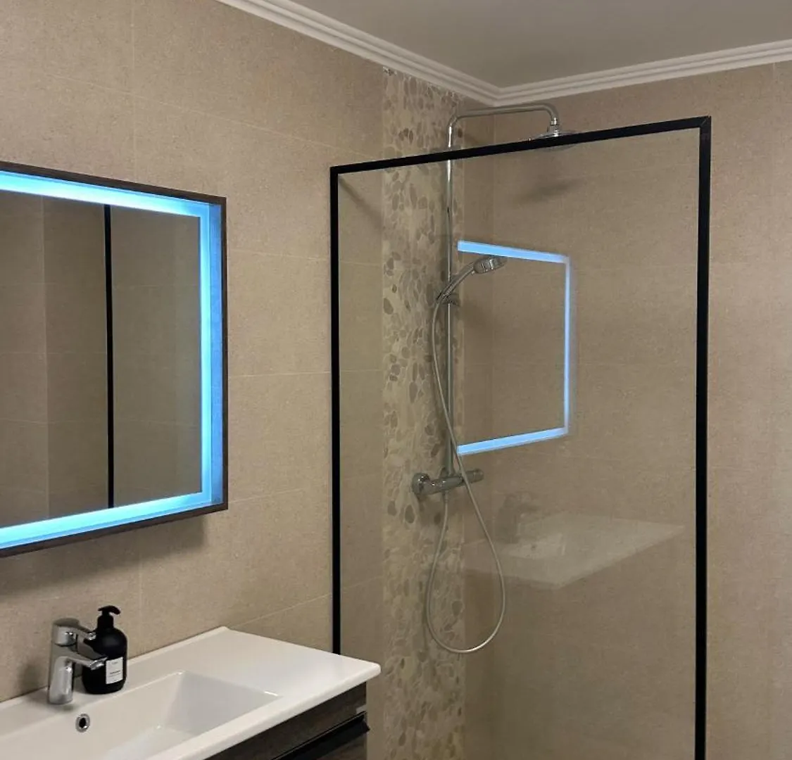 Free Parking Skanderbeg Square - Spacious Central Apartment Tirana