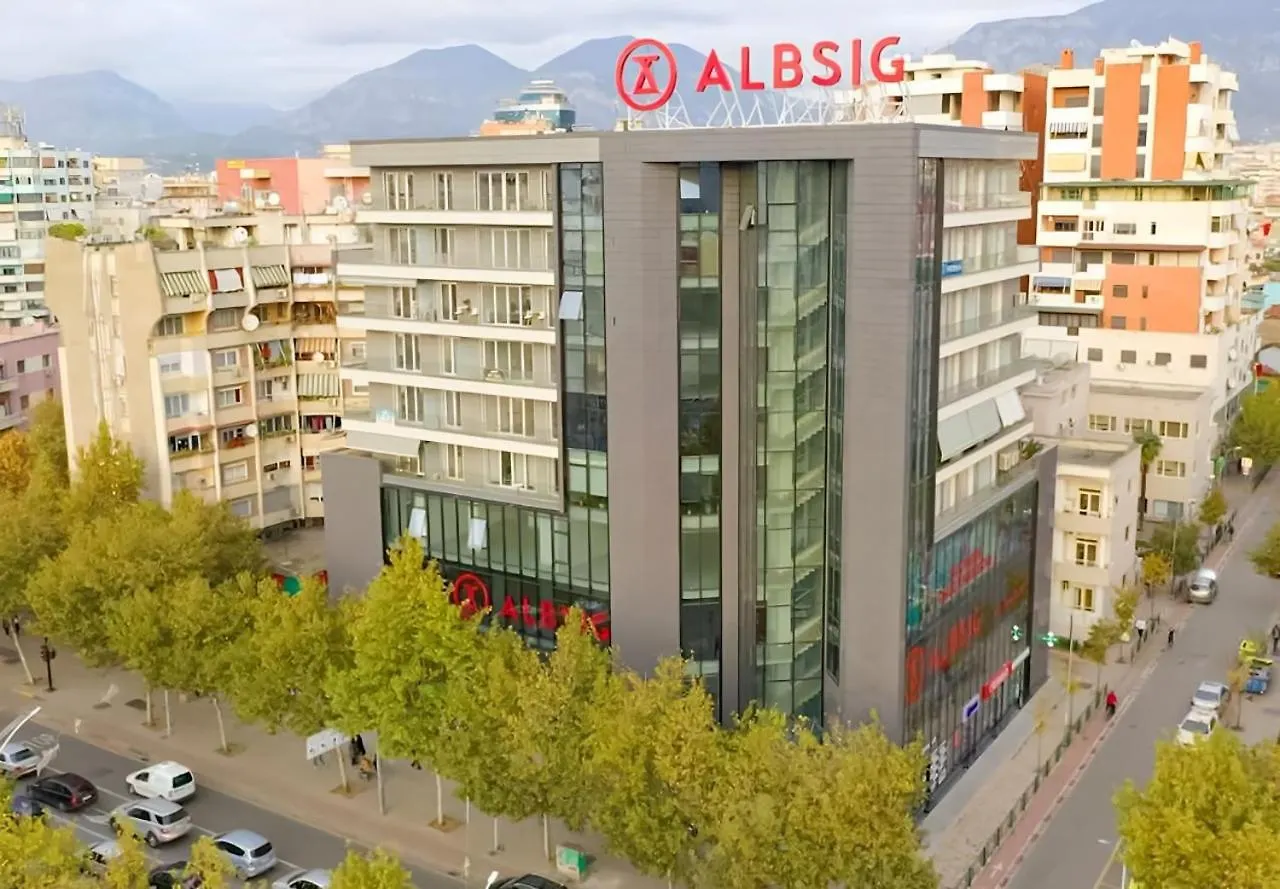 Free Parking Skanderbeg Square - Spacious Central Apartment Tirana Albania
