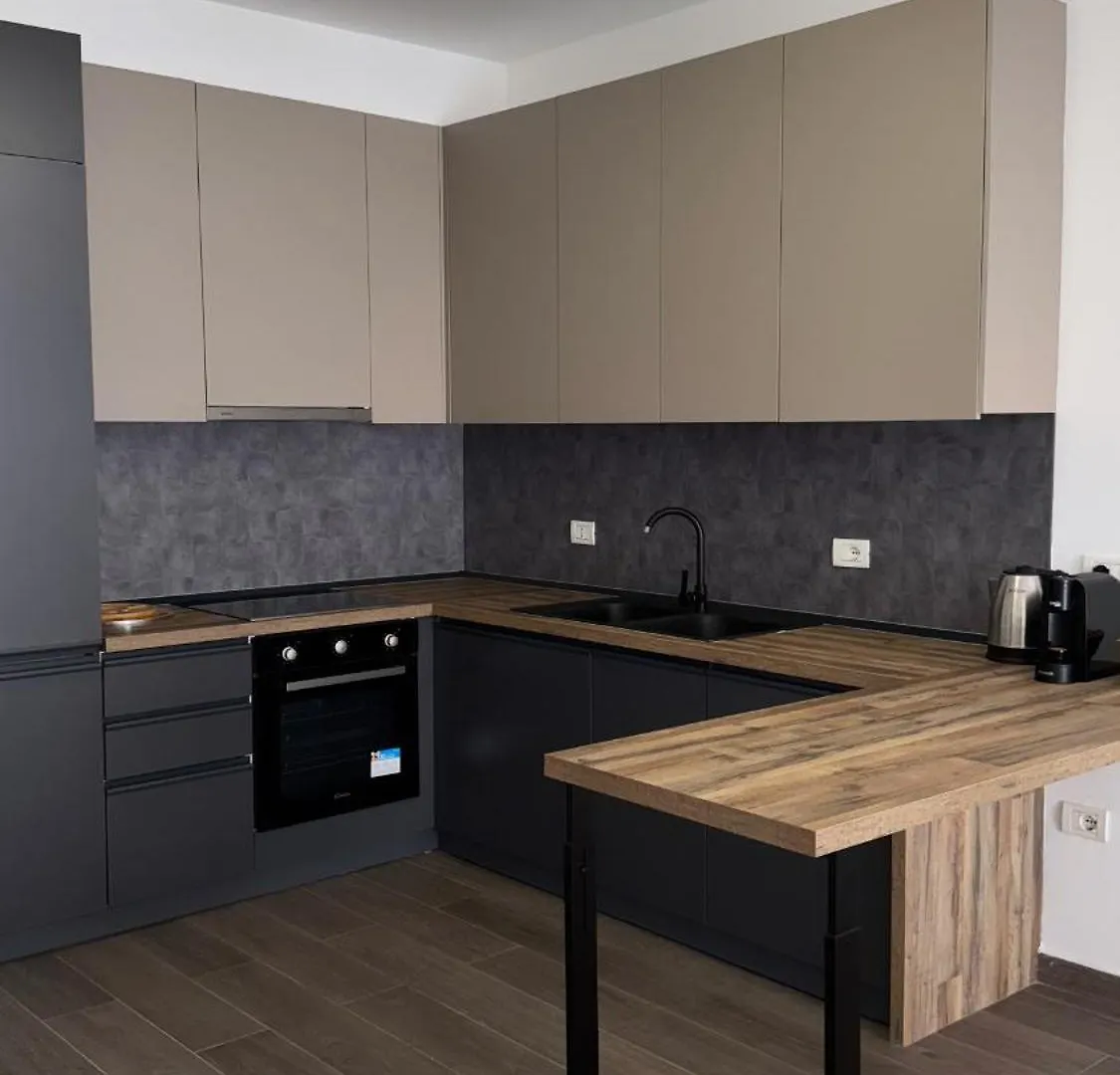 Free Parking Skanderbeg Square - Spacious Central Apartment Tirana
